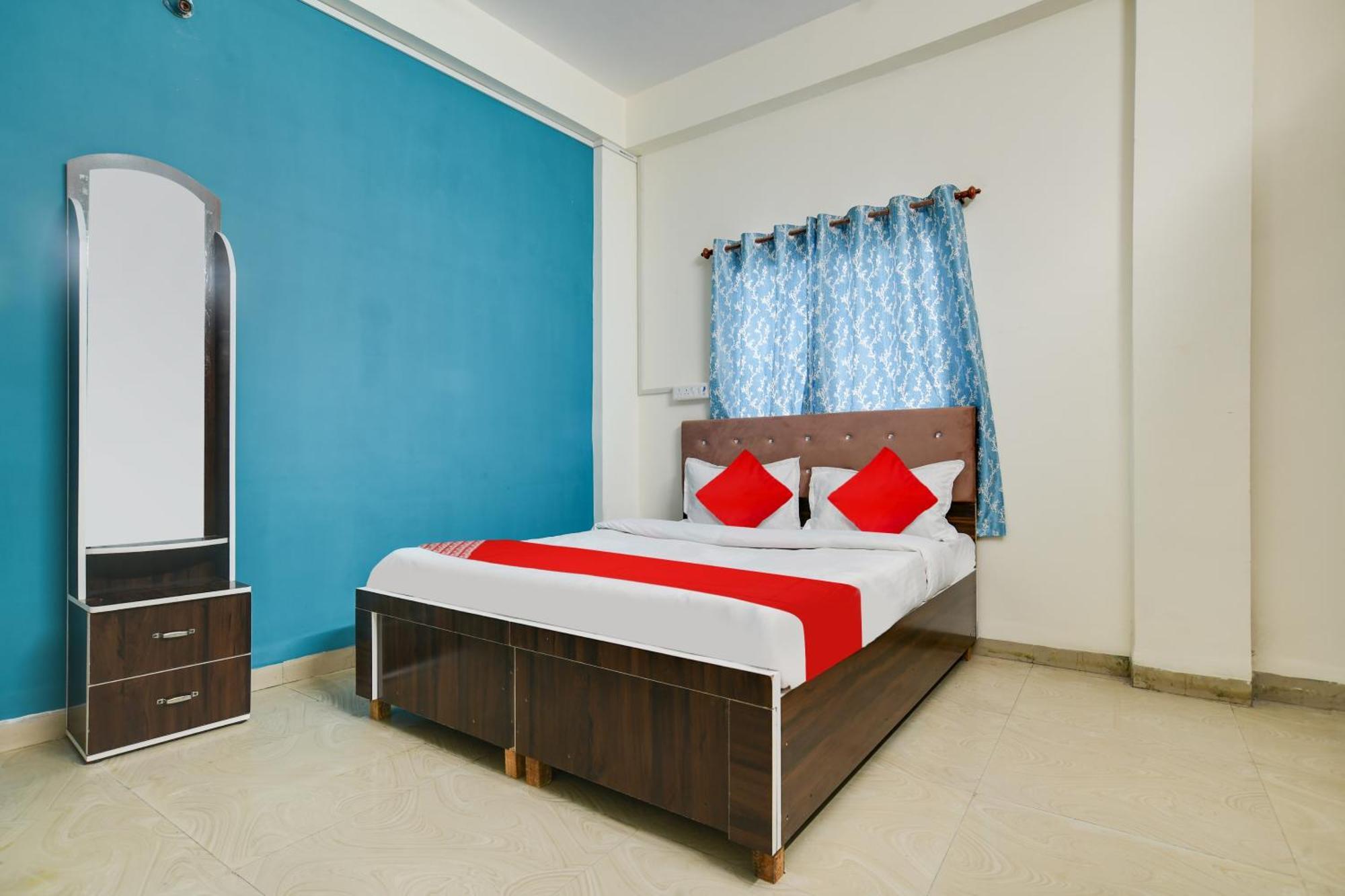 Hotel O Nitya Индор Екстериор снимка